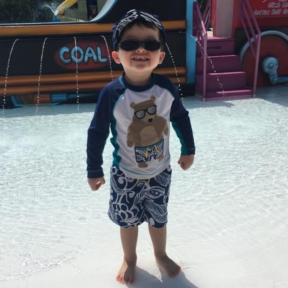 Three piece little boys Gymboree swim 2T - Picture 2 of 13